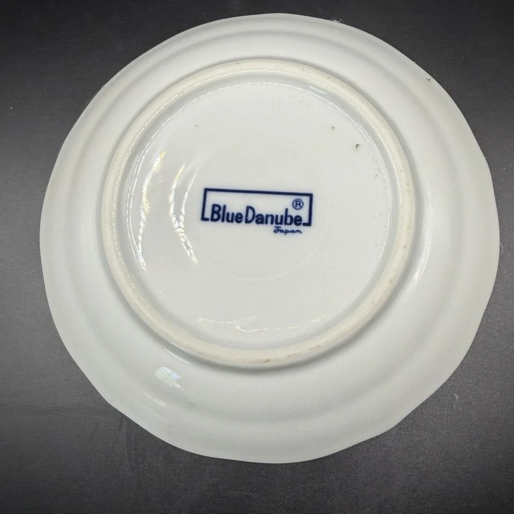 Vintage BLUE DANUBE Blue Onion Pattern Replacement 5.5